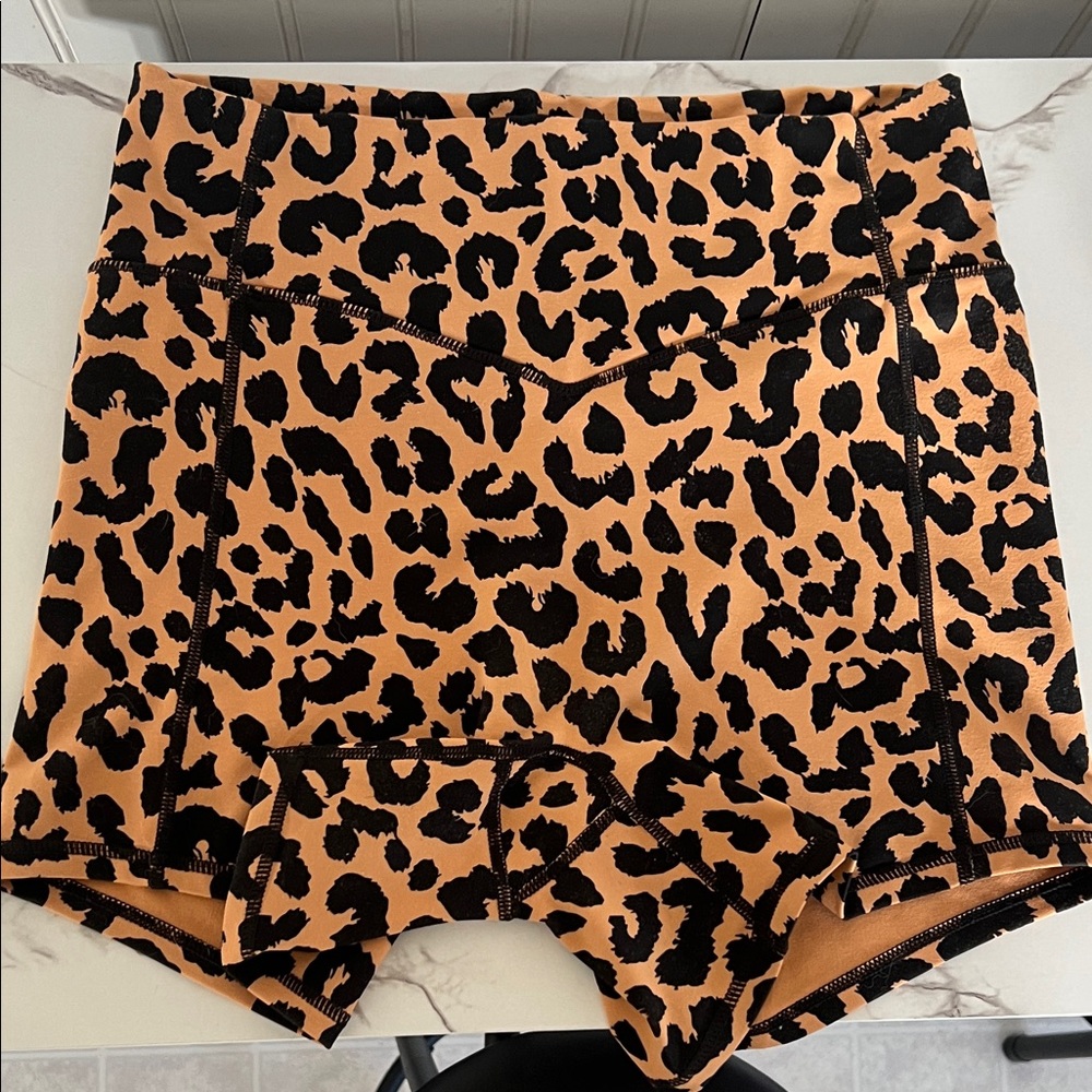 Balance Athletica (Vitality) king cheetah shorts